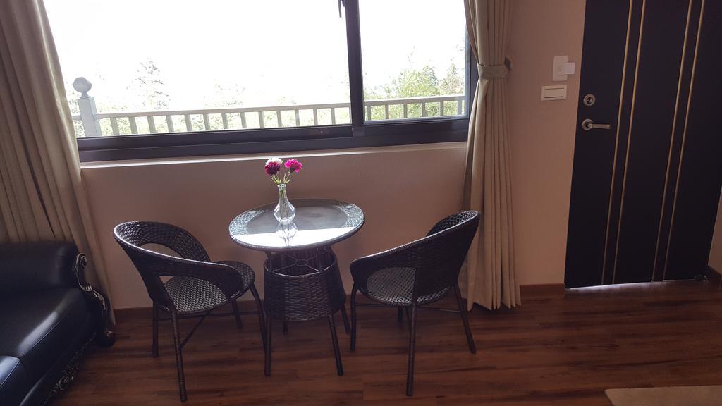 Chi House Hotel Миаоли Екстериор снимка